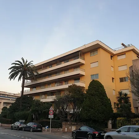 Cap D'antibes 2p Garage Proche Hermitage Apartamento