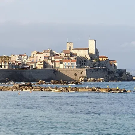 Apartment Cap D'antibes 2p Garage Proche Hermitage *